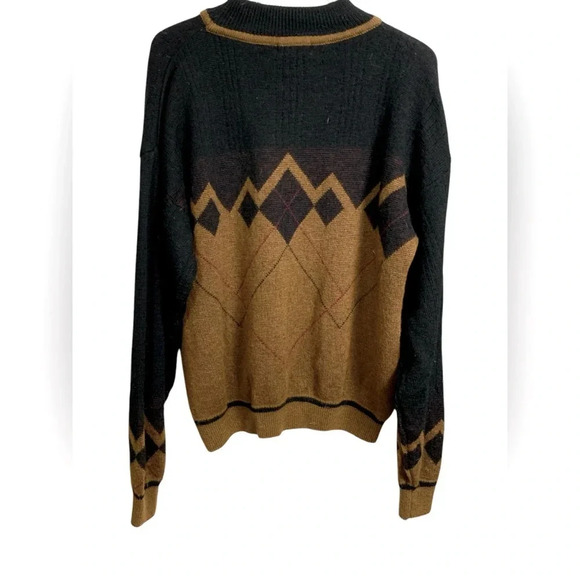Vintage Cacharel Mens 100% wool crew neck sweater w argyle patterns - Picture 3 of 9